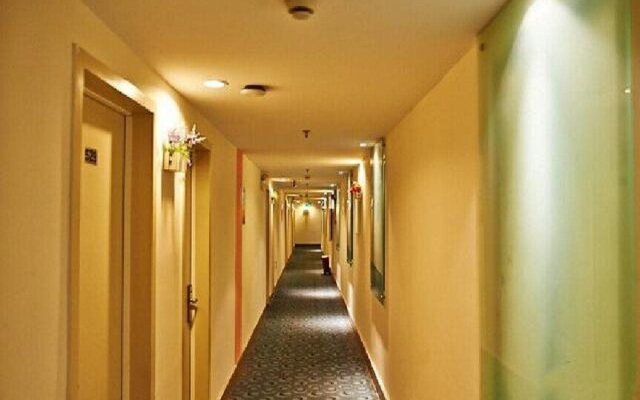 7Days Inn Shanghai Railway Station Branch