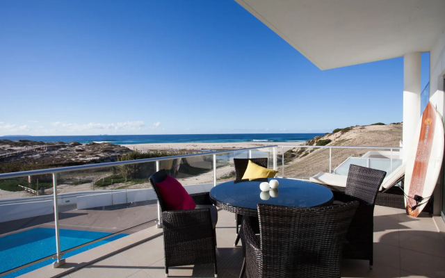 The Beachfront Praia D'el Rey Golf & Beach Resort