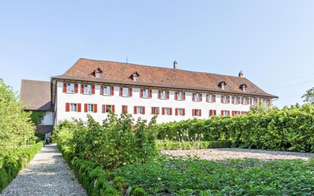 Kloster Dornach