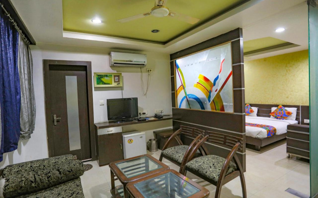 OYO 1552 Hotel Midland