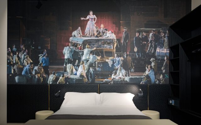 Theatrum Rooms and Apartments