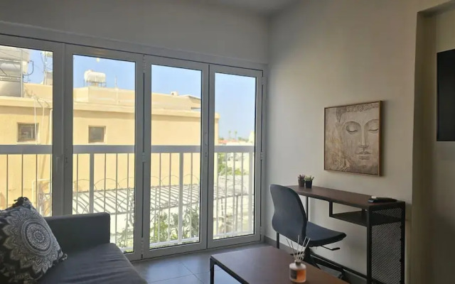00 HA - HA DE CO D in Ayia Napa