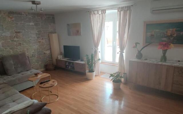 Apartment Elena Rooms