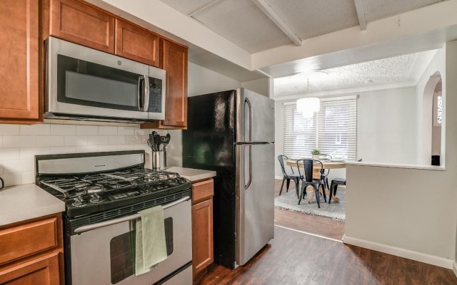 Stylish getaway of University District
