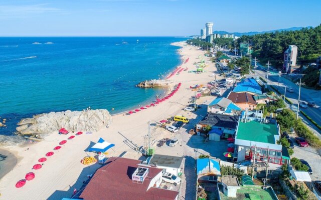 Gangneung Beach House Pension