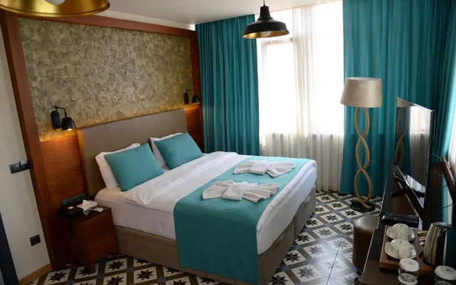 Pera Luna Residence - Special Class