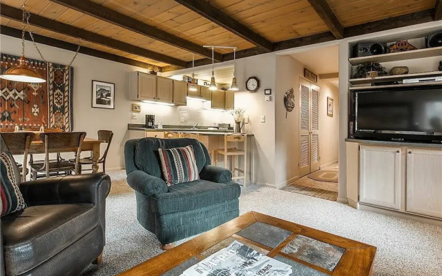 Willows B3 - 2 Bedrooms Condo