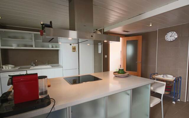 New 2019 Incredible 180m2 Exclusive Penthouse With Sea Views