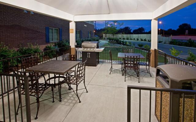 Candlewood Suites Lexington by IHG