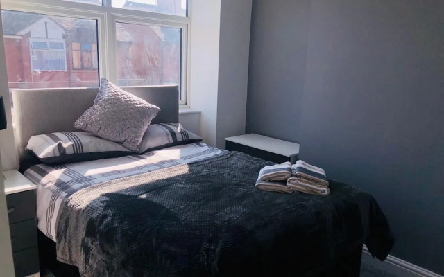 Townhouse @ 29 Cotesheath Street Stoke