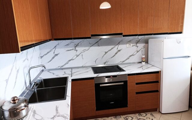 Beachfront Apartment - Plazh
