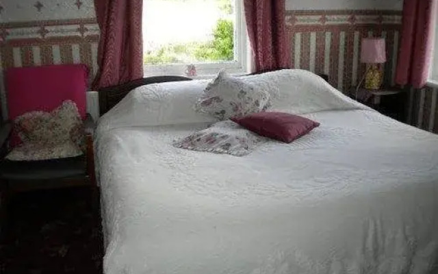 Riverside B&B