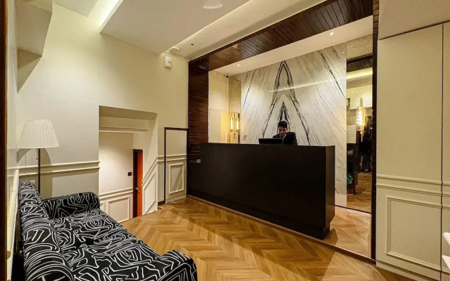 Palm Breeze Hotel - Colaba