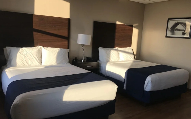 Ariel Broadway Hotel