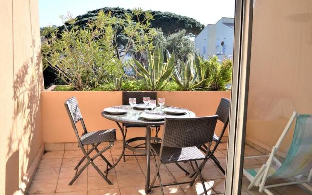 Appartement Cavalaire-sur-Mer, 1 pièce, 4 personnes - FR-1-226B-31
