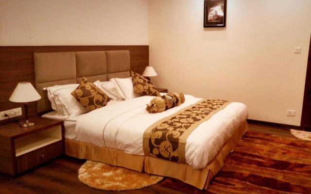 Hotel Pearl Retreat  -  A Pure Veg Hotel