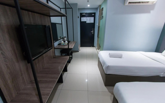 Hotel 99 - Bandar Puteri Puchong