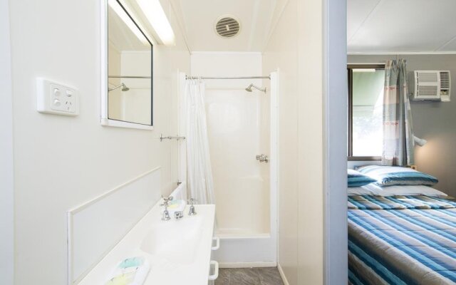 Secura Lifestyle Magnetic Gateway Townsville