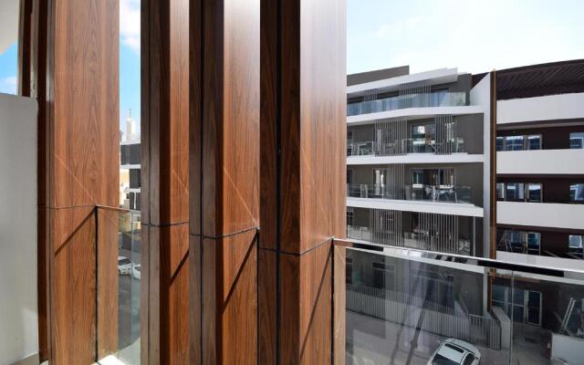 KeyHost - Pantheon Elysee JVC - K246