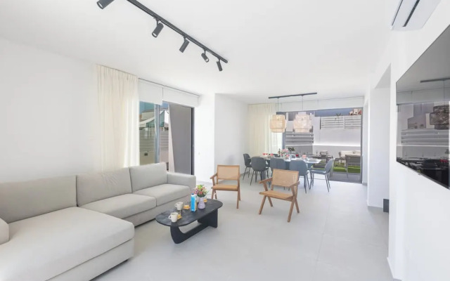Protaras Semeli Villa Se8