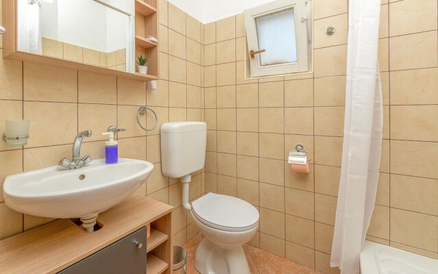 Beautiful Home in Nedescina With Wifi and 2 Bedrooms