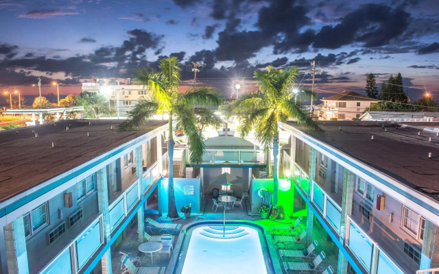 Camelot Beach Suites