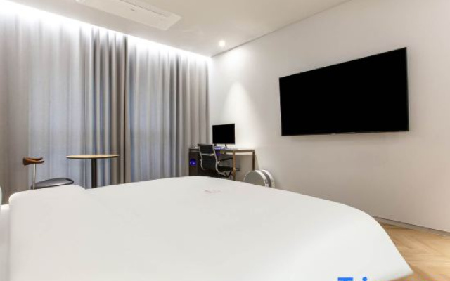 Kimpo Amuse Hotel