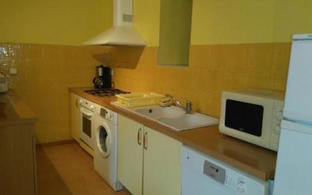 Les Rives Du Lac Du Laouzas