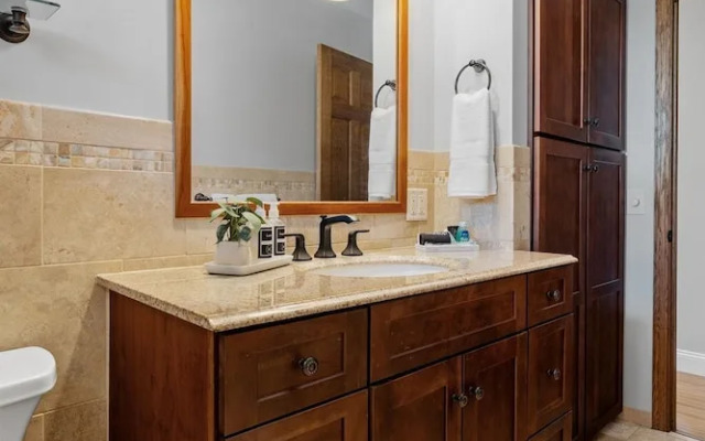 Crystal Lake Clubhouse