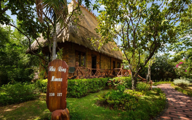 VietStar Resort & Spa