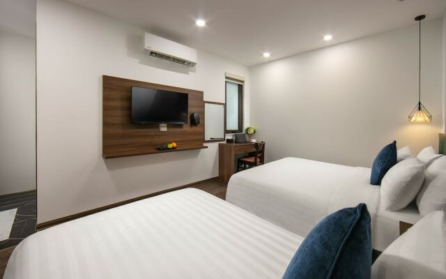 Hanoi Vacanza Premier Hotel