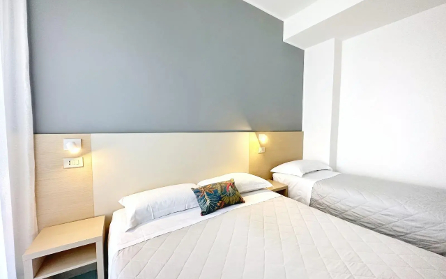 Aura Living Hotel