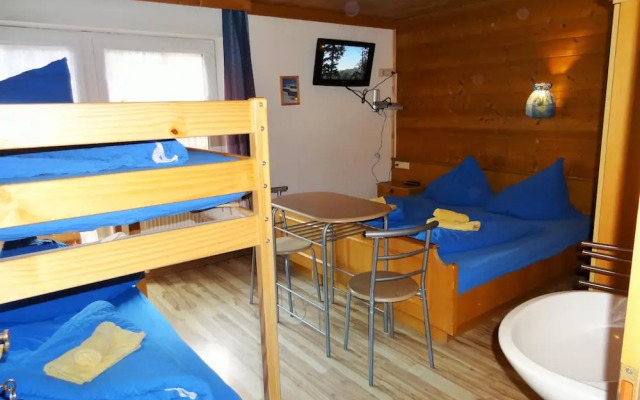 Large Holiday Home With Garden and Balcony in Otztal