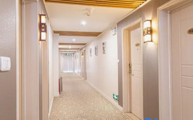 Xinshidai Business Hotel