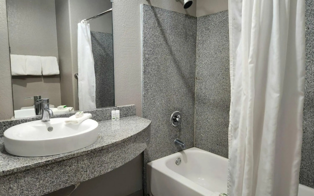 Baymont by Wyndham San Antonio Airport