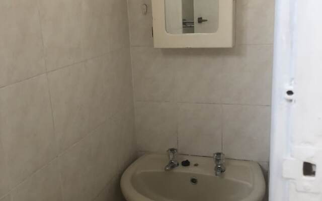 Parkview Hotel Room 318