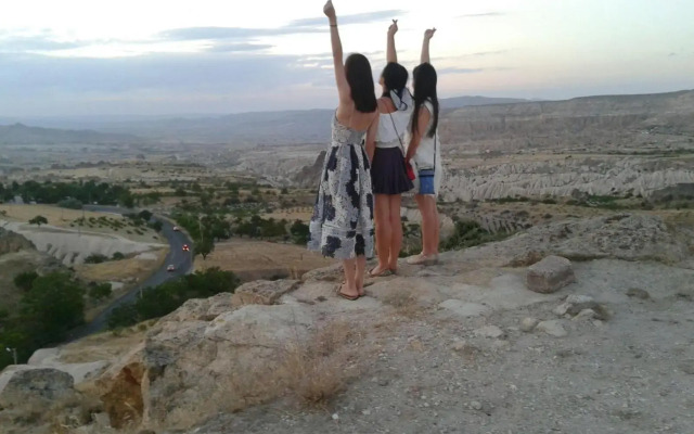 Avlu Cave House