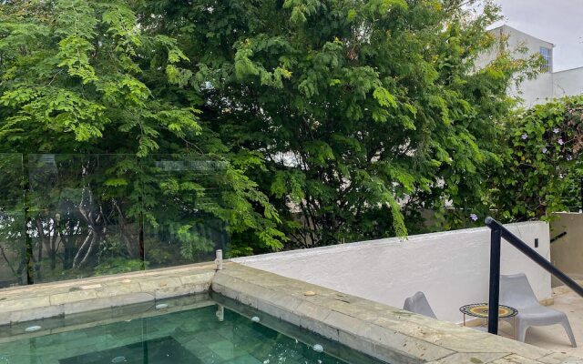 Casa Charlotte Alma Hotels