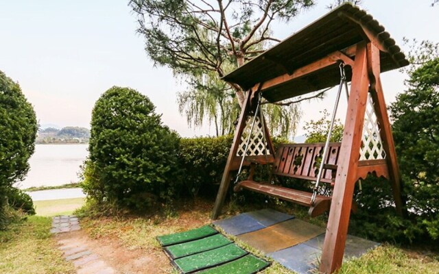 Chungju Hosuwiui Haru Pension