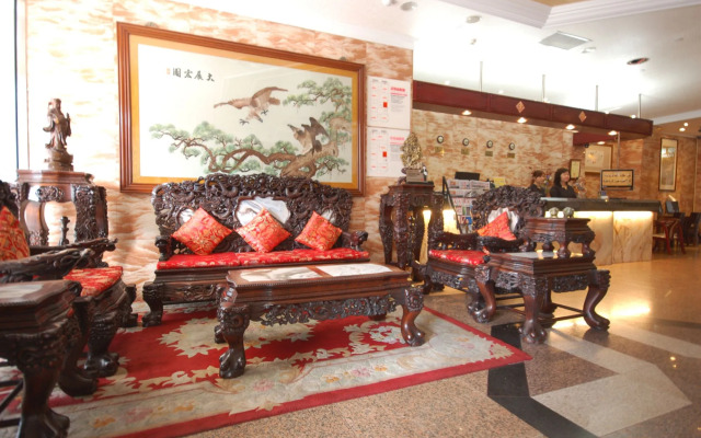 Kiwi Express Hotel Mrt Wen Xin Feng Chia Branch 1