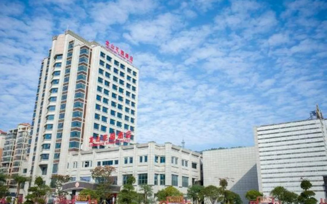 Lian Shan Longshan Garden Hotel