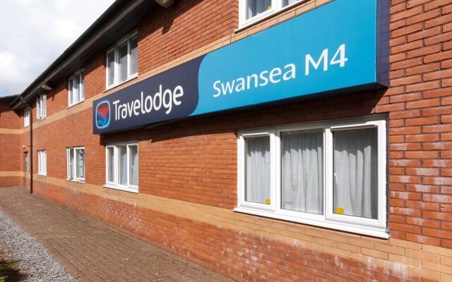 Travelodge Swansea M4