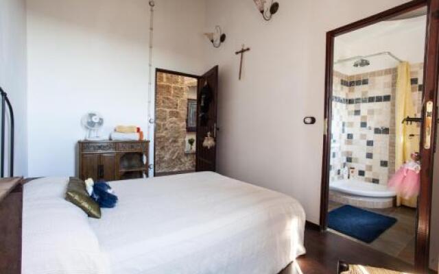 Vinto House Civita