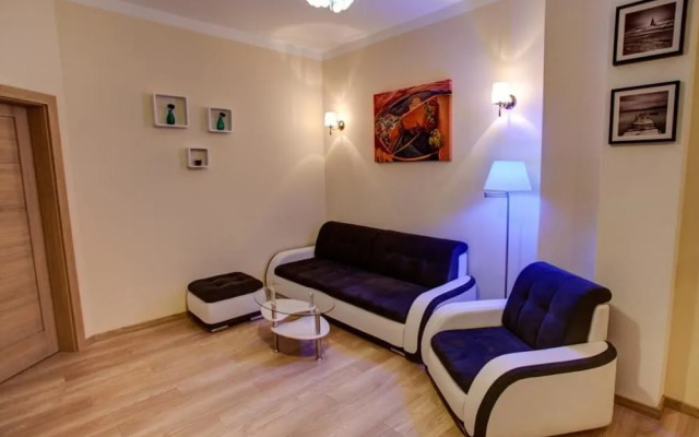 Five Stars Apartments