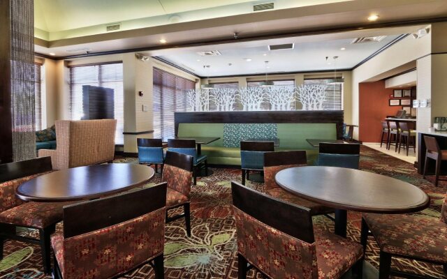 DoubleTree by Hilton Bucharest - Unirii Square