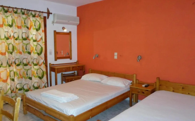 Mavroforos Hotel