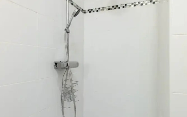 Spacious House - 2br/8p - Montrouge