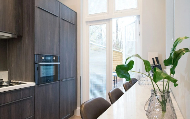 BizStay Park Central Executive