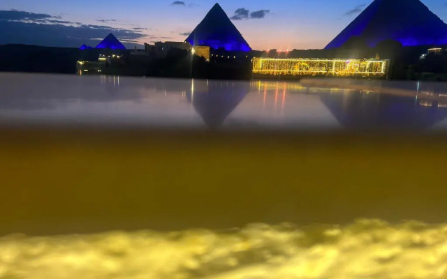 Pyramids Top Inn