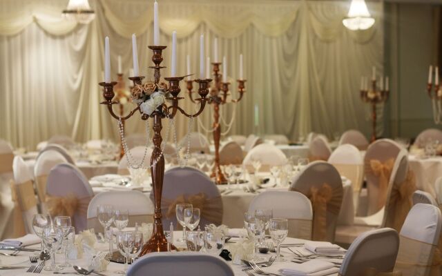 Westone Manor Hotel